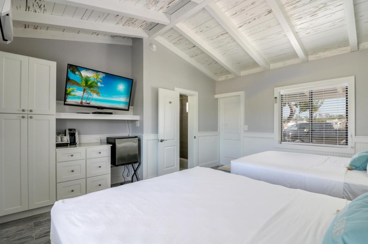 Fiesta Key Rv Resort Standard Room 2 Layton Buitenkant foto